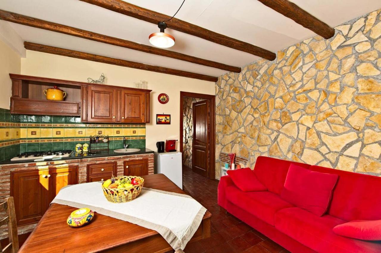 Horse House Apartment Ragalna Exterior photo